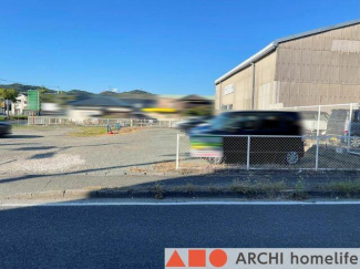現況は駐車場です。本物件の詳細について、お気軽にお問い合わせ