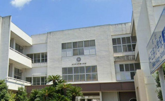 太子町立石海小学校まで990m