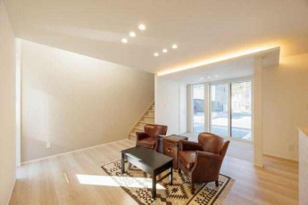 ご家族の会話がはずむL字型のLDK♪