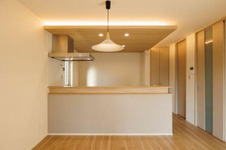 シンプルな内装なので、インテリアや家具でお好きなスタイルに変