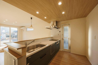 IHクッキングヒーター＆食洗機付きのシステムキッチンで家事ラ