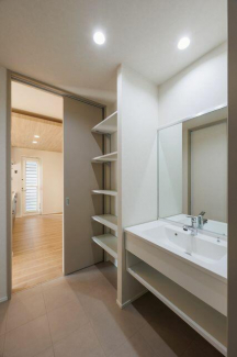 プライバシーに配慮した洗面室・脱衣室セパレートプラン。