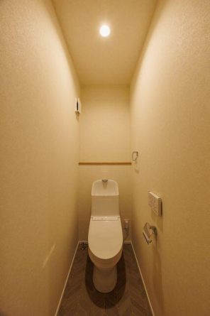 ホームライフの建売住宅は、2Fにもトイレがございます。