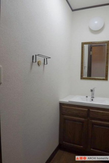 1階洗面。朝の身支度もバッチリ！台下収納もあります。