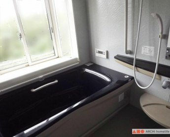 ジャグジー風呂。お風呂からも景色が良く見えます。