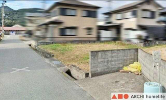 閑静な住宅街の一画です。