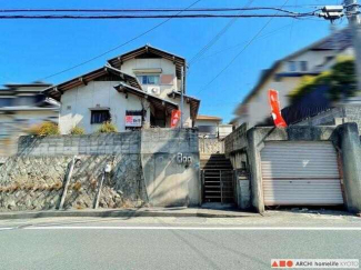 建築条件なし60坪超の古家付売土地！