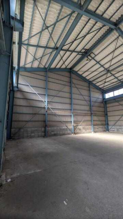 四国中央市寒川町の倉庫の画像