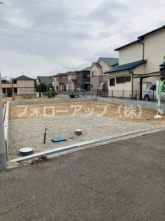 前面道路含む現地写真です