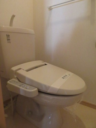 シンプルで使いやすいトイレです