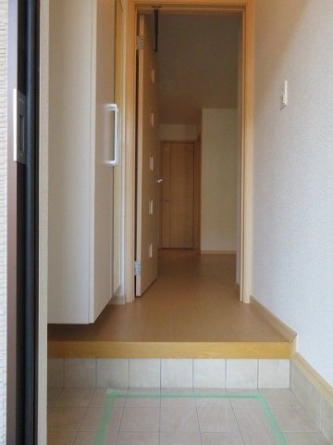 明るい玄関です