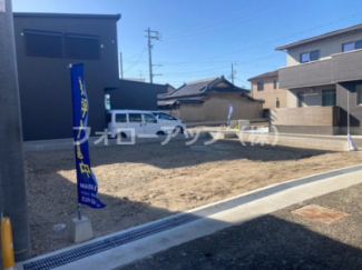 【前面道路含む現地写真】