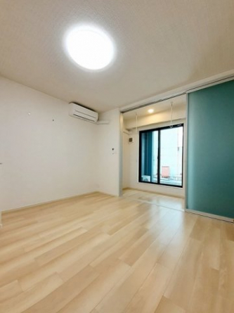 内装は落ち着いています