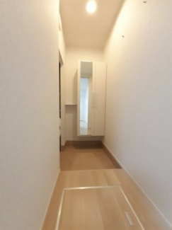 毎日通る玄関はこちらです