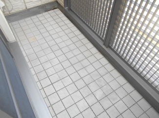 【バルコニー】