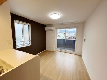 【居間・リビング】