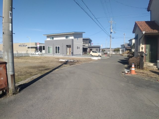 【前面道路含む現地写真】