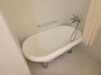 コンパクトで使いやすいお風呂です