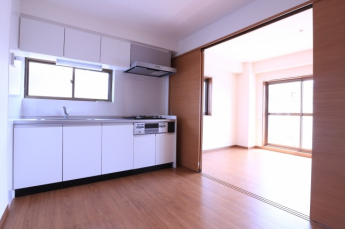 【居間・リビング】