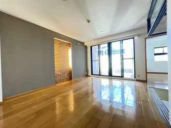 【居間・リビング】