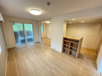 【居間・リビング】