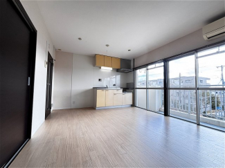 【居間・リビング】