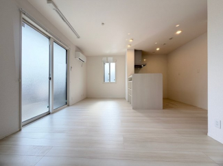 【居間・リビング】