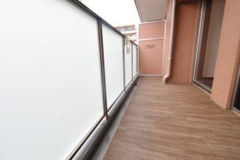 【バルコニー】