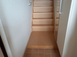 落ち着いた玄関です