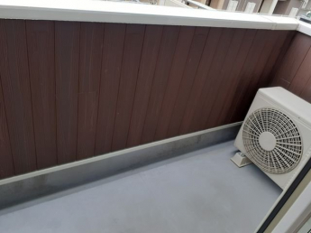 お洗濯にも便利なバルコニー付き