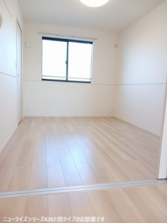 落ち着いた時間を過ごせるバルコニーです