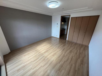 ベッド面は汚れが付きにくいアクセントに