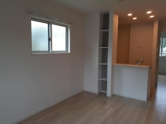 こちらのリビングで趣味の時間をお楽しみください