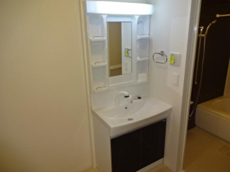 洗髪洗面化粧台