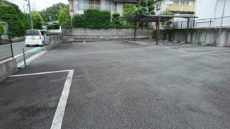 西宮市北六甲台２丁目の駐車場の画像