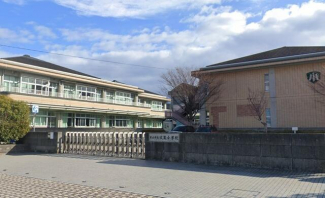 松山市立双葉小学校まで230m