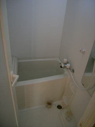 日々の疲れを癒すお風呂付です