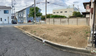 【前面道路含む現地写真】