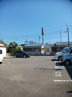 【駐車場】