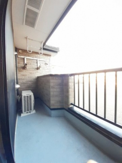 【バルコニー】