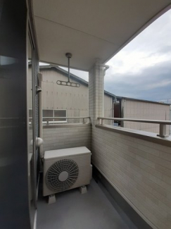 【バルコニー】