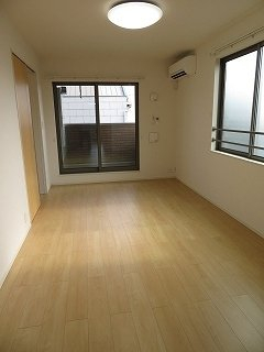 【居間・リビング】