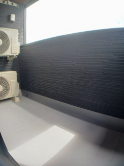 【バルコニー】