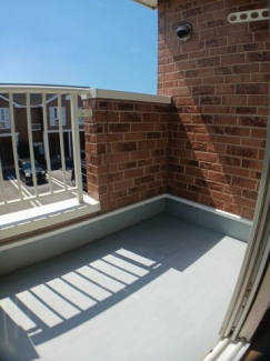 【バルコニー】