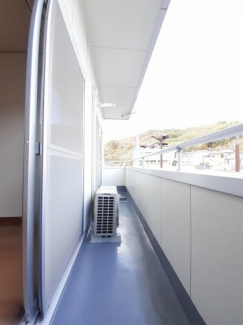 【バルコニー】