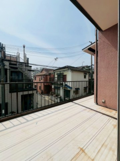 【バルコニー】