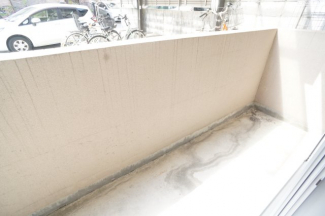 【バルコニー】