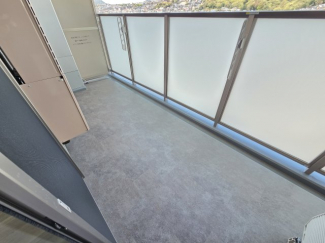 【バルコニー】