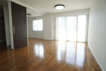 【居間・リビング】