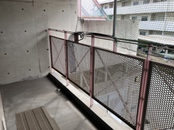 【バルコニー】